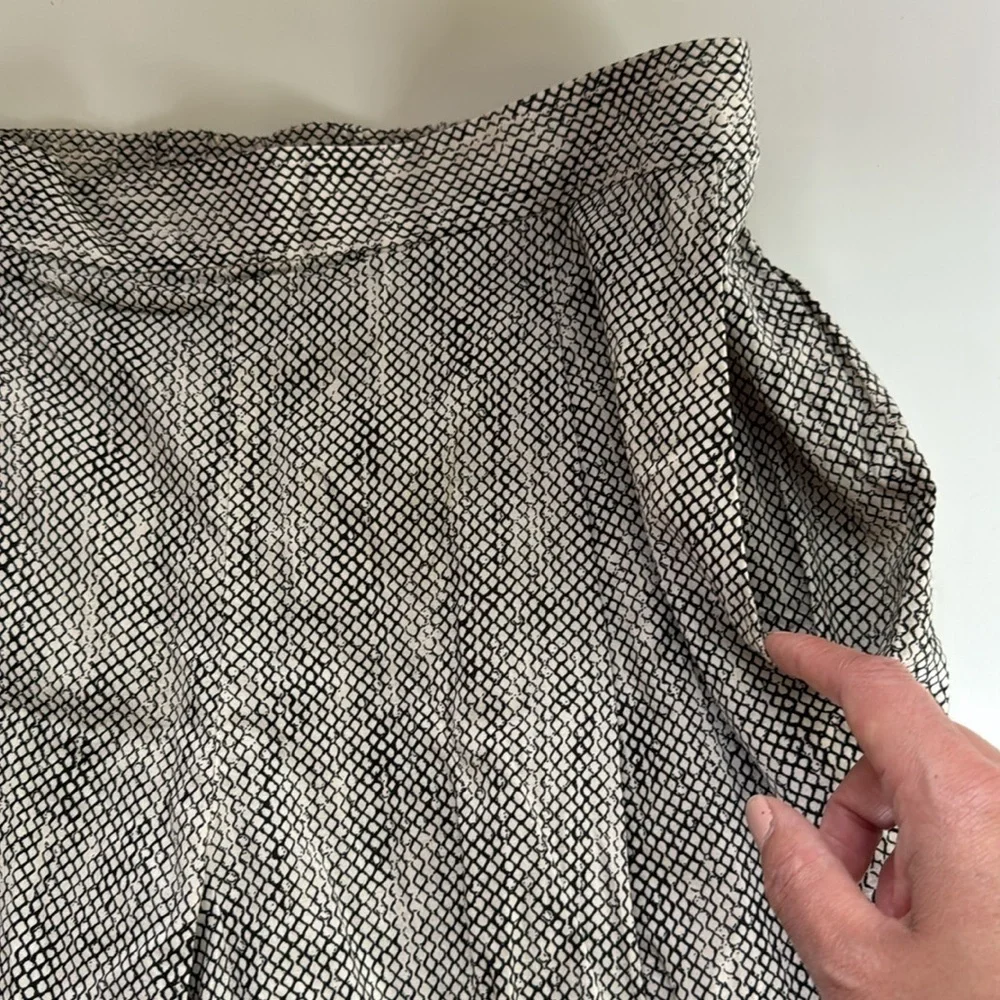 Eileen Fisher Lightweight Cotton Pants Size M - Picture 9 of 11
